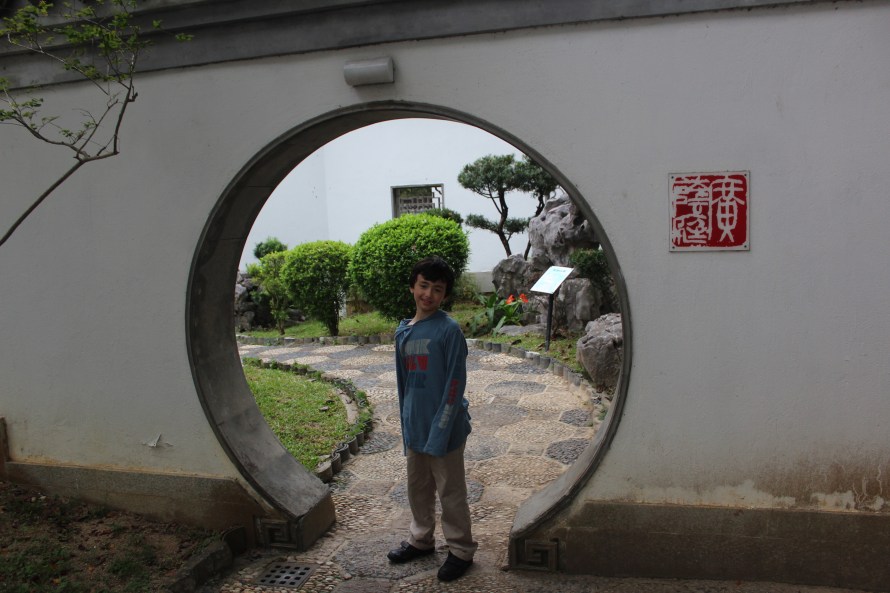 Hong kong_april 12 2017_day 4_nunnery walled city nathan rd 179