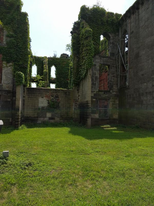 smallpox-hospital-roger-bultot